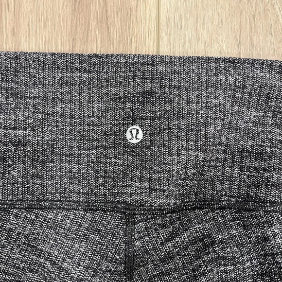 Lululemon 28” Wunder Under HR Tight LW5AXCS Black Gray Tweed Size 4 - Picture 6 of 7
